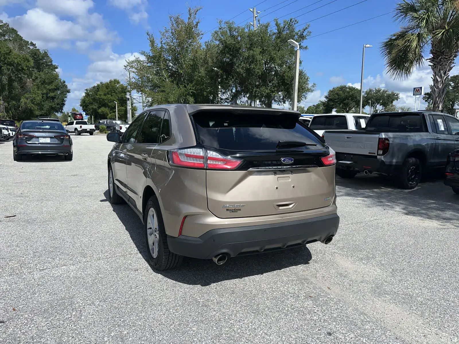 2020 Ford Edge SE photo 4