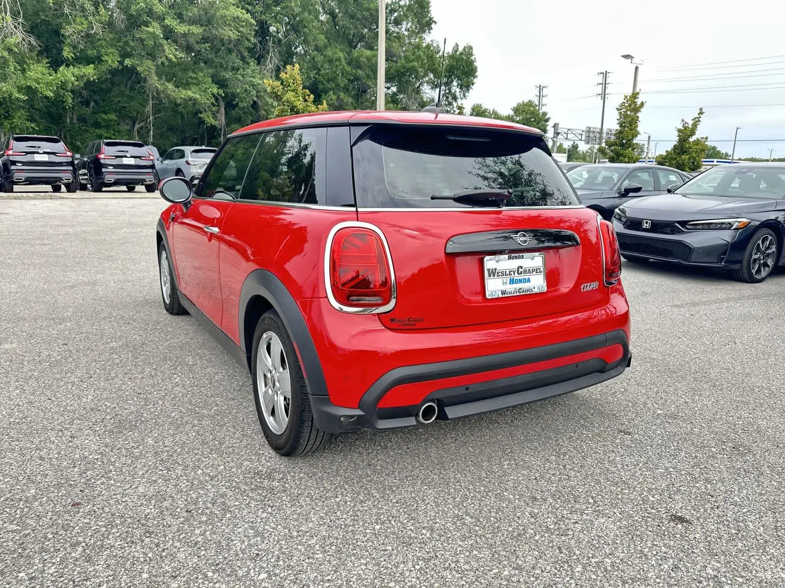 2024 MINI Hardtop Cooper photo 4
