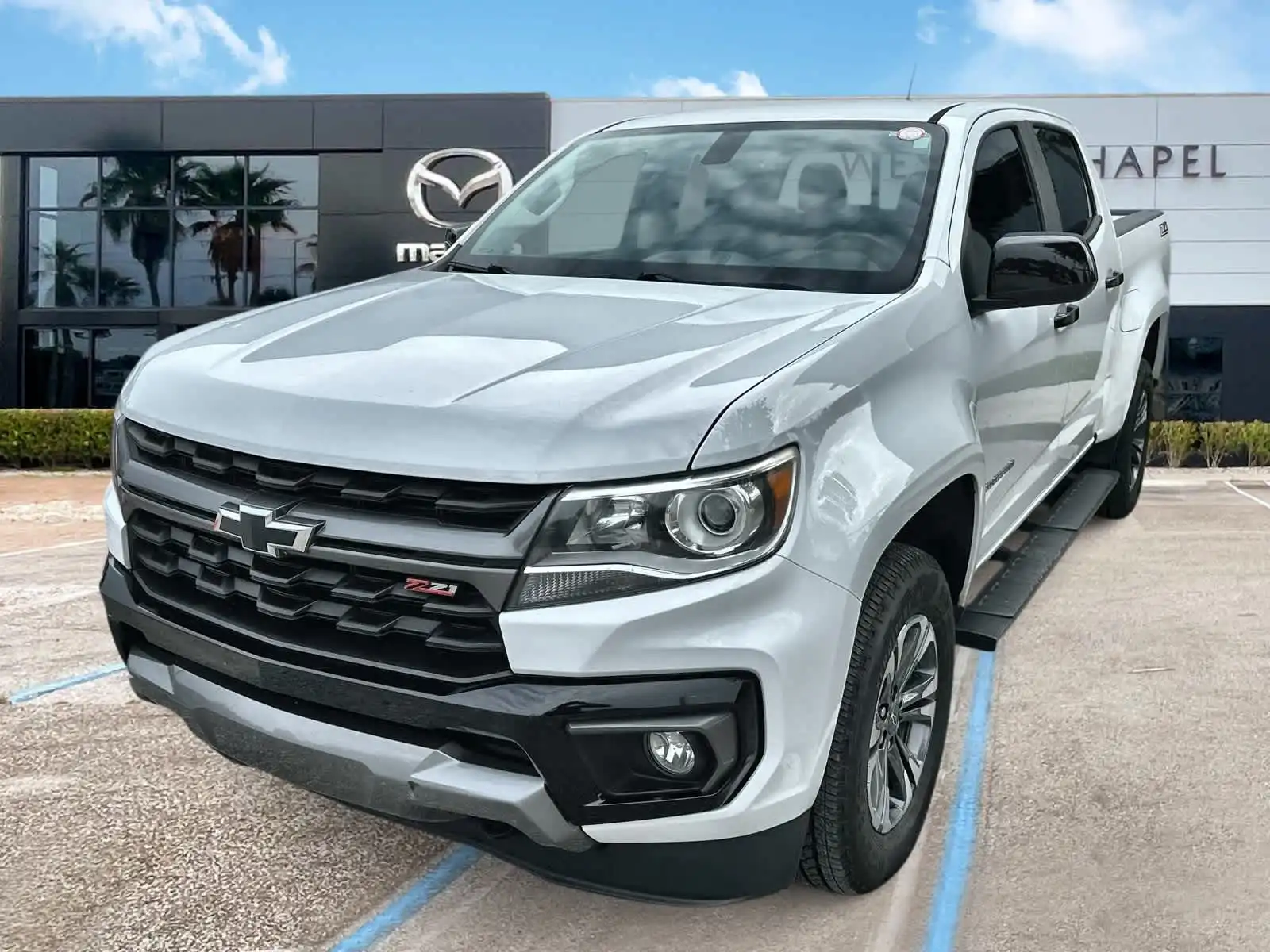 2022 Chevrolet Colorado 2WD Z71 Crew Cab Short Box's photo