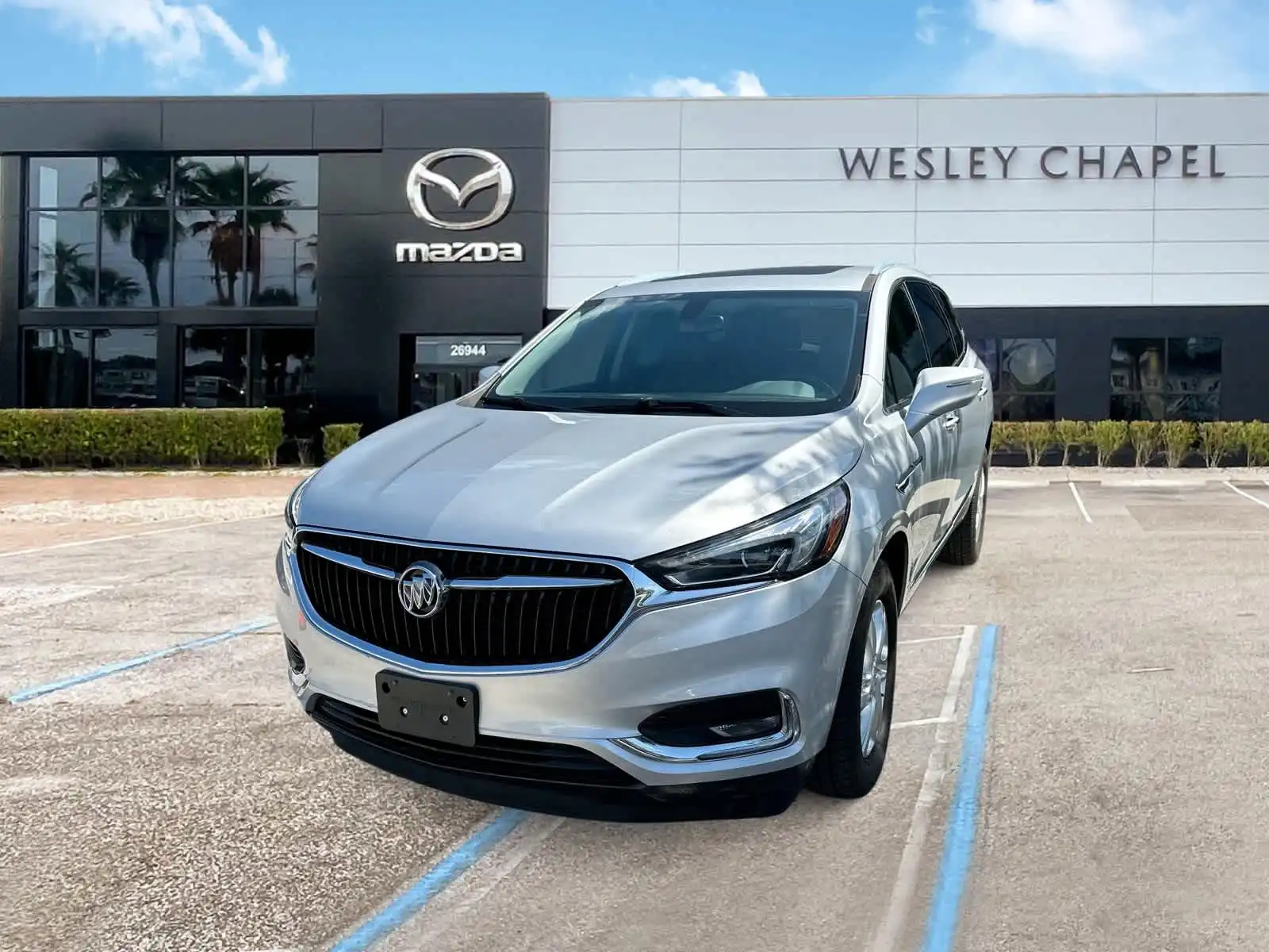 2020 Buick Enclave Essence AWD's photo