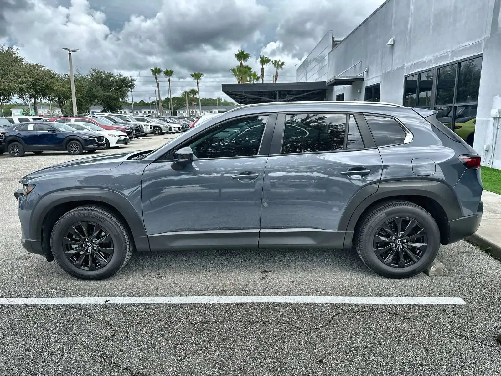2024 Mazda CX-50 2.5 S PREMIUM photo 5