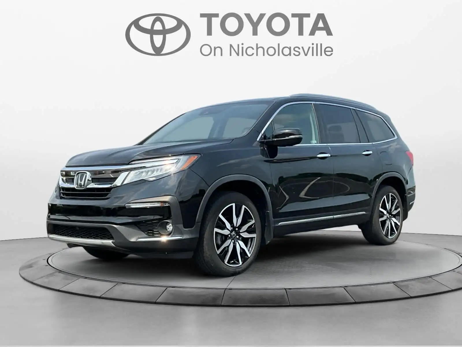 2022 Honda Pilot Touring-7 AWD's photo