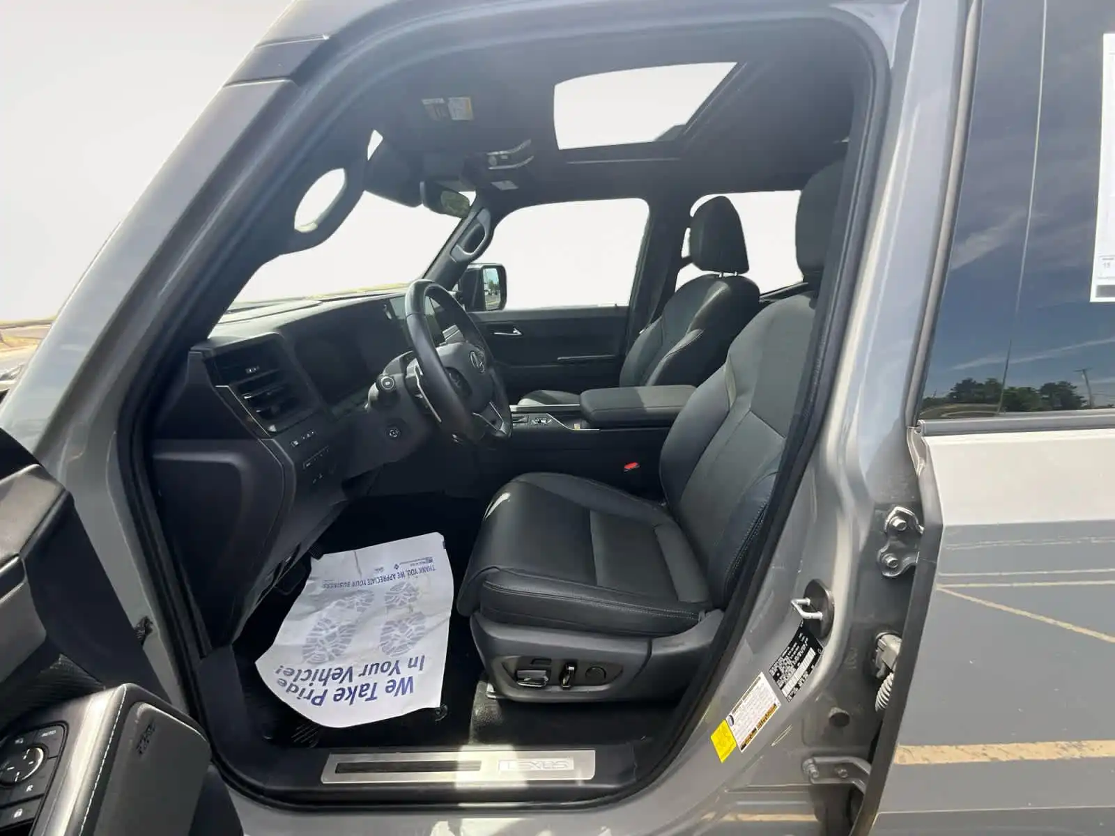 2024 Lexus GX 460 550 Overtrail+'s photo