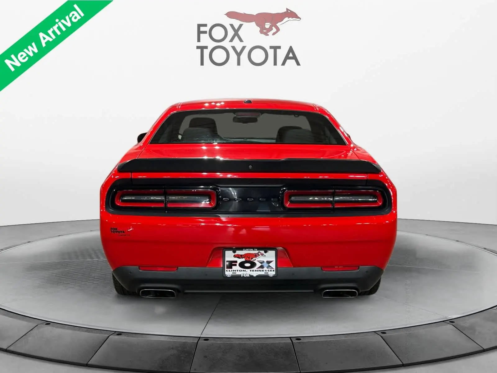 2023 Dodge Challenger R/T photo 5