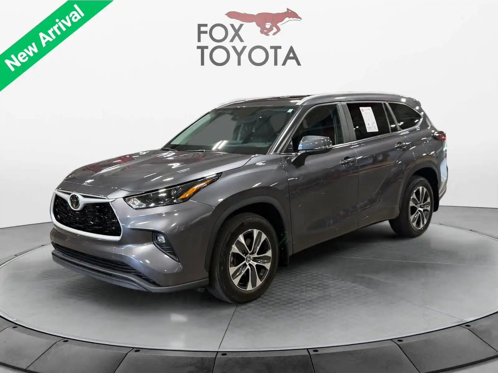 2024 Toyota Highlander XLE AWD's photo