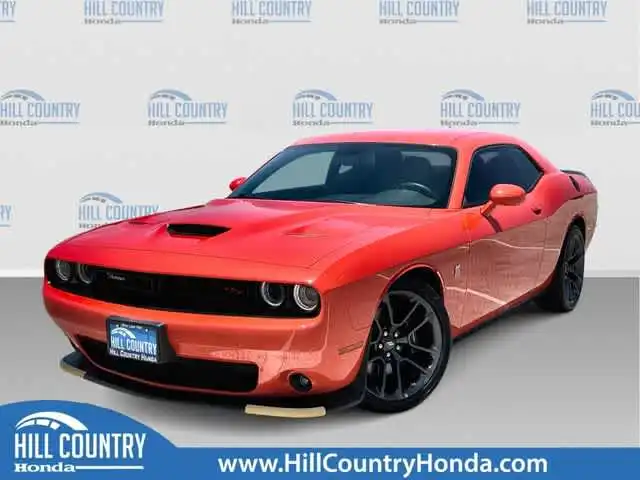 2023 Dodge Challenger R/T Scat Pack's photo