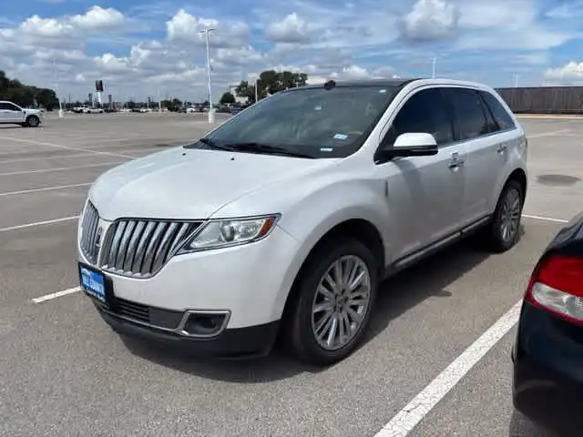 2014 Lincoln MKX FWD's photo