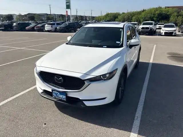 2021 Mazda CX-5 Touring Auto's photo