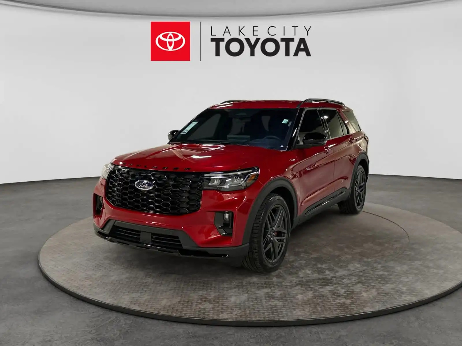 2026 Ford Explorer ST-LINE RWD's photo