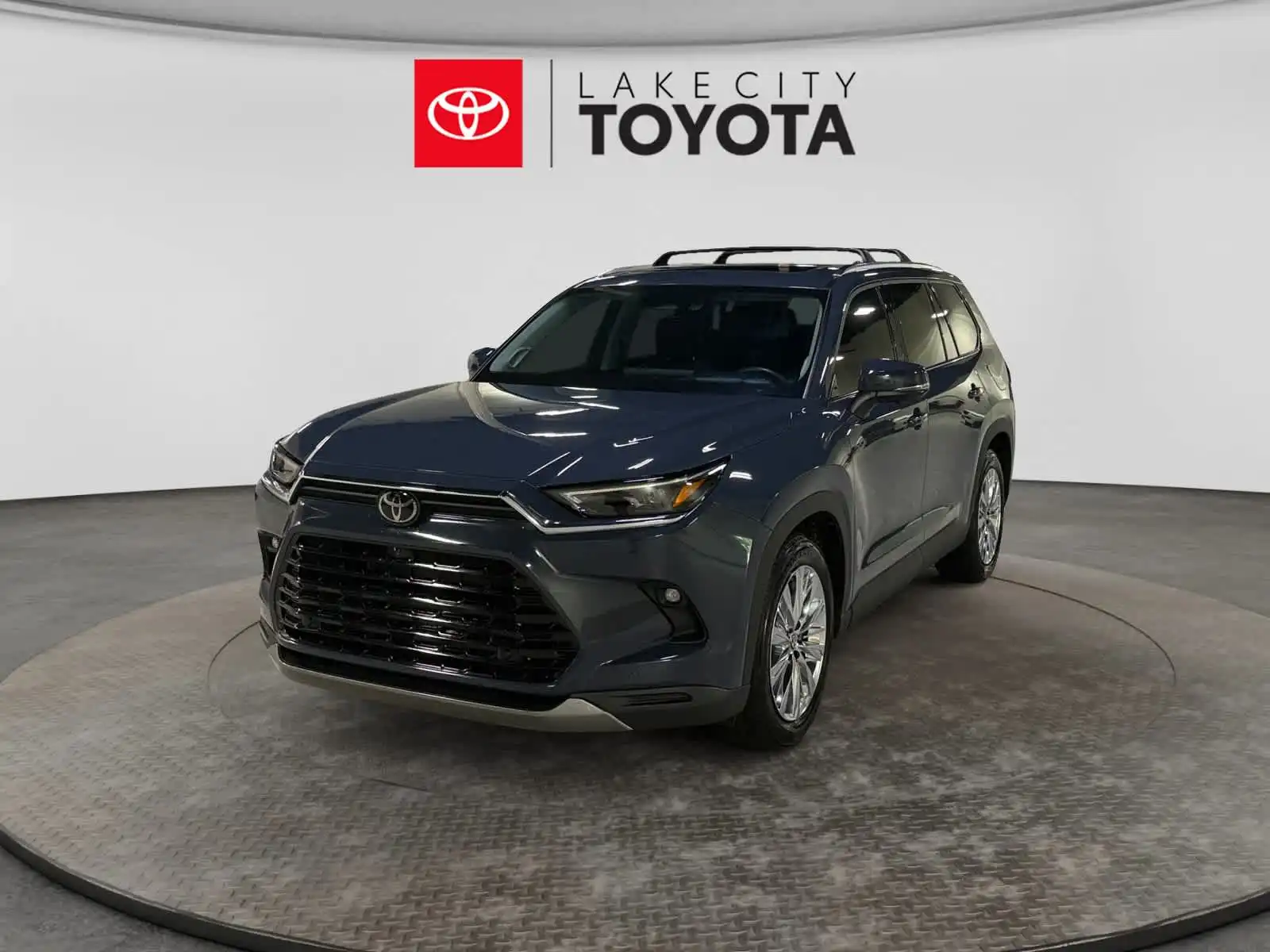 2024 Toyota Grand Highlander Platinum AWD's photo