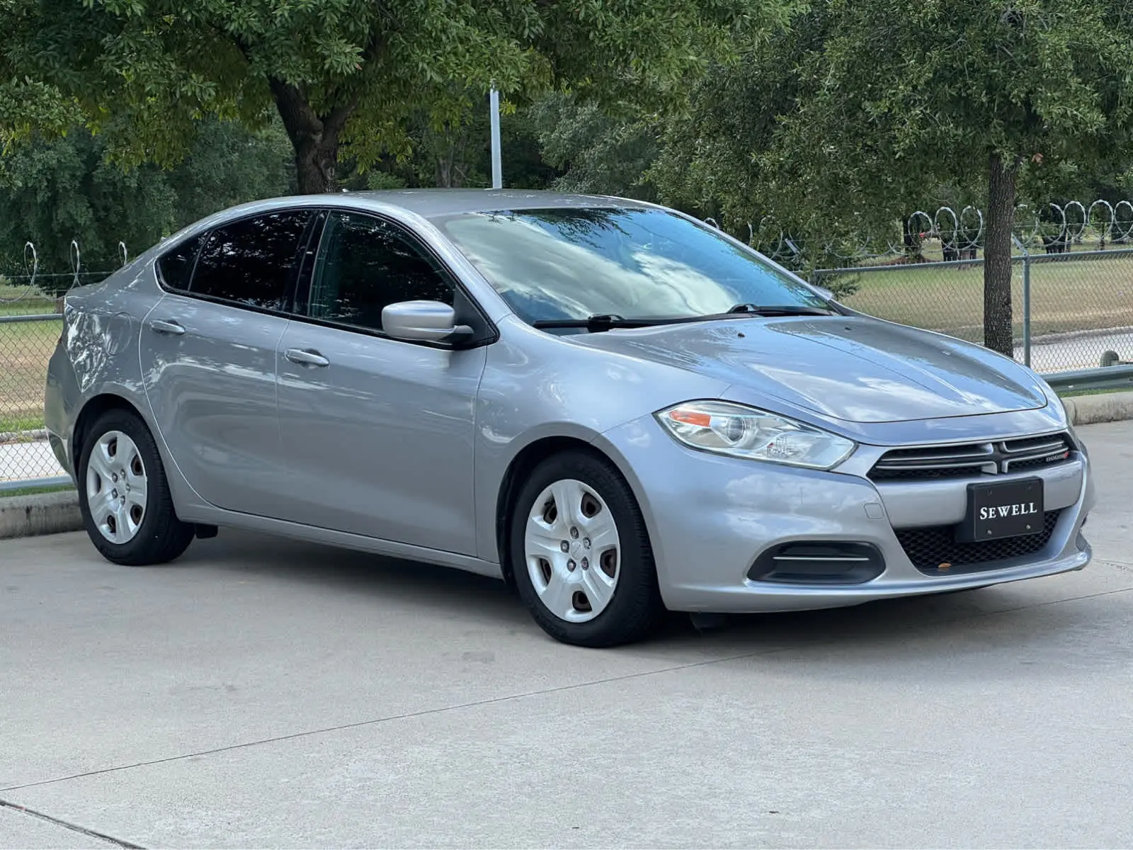 2015 Dodge Dart 2.0 SE photo 4