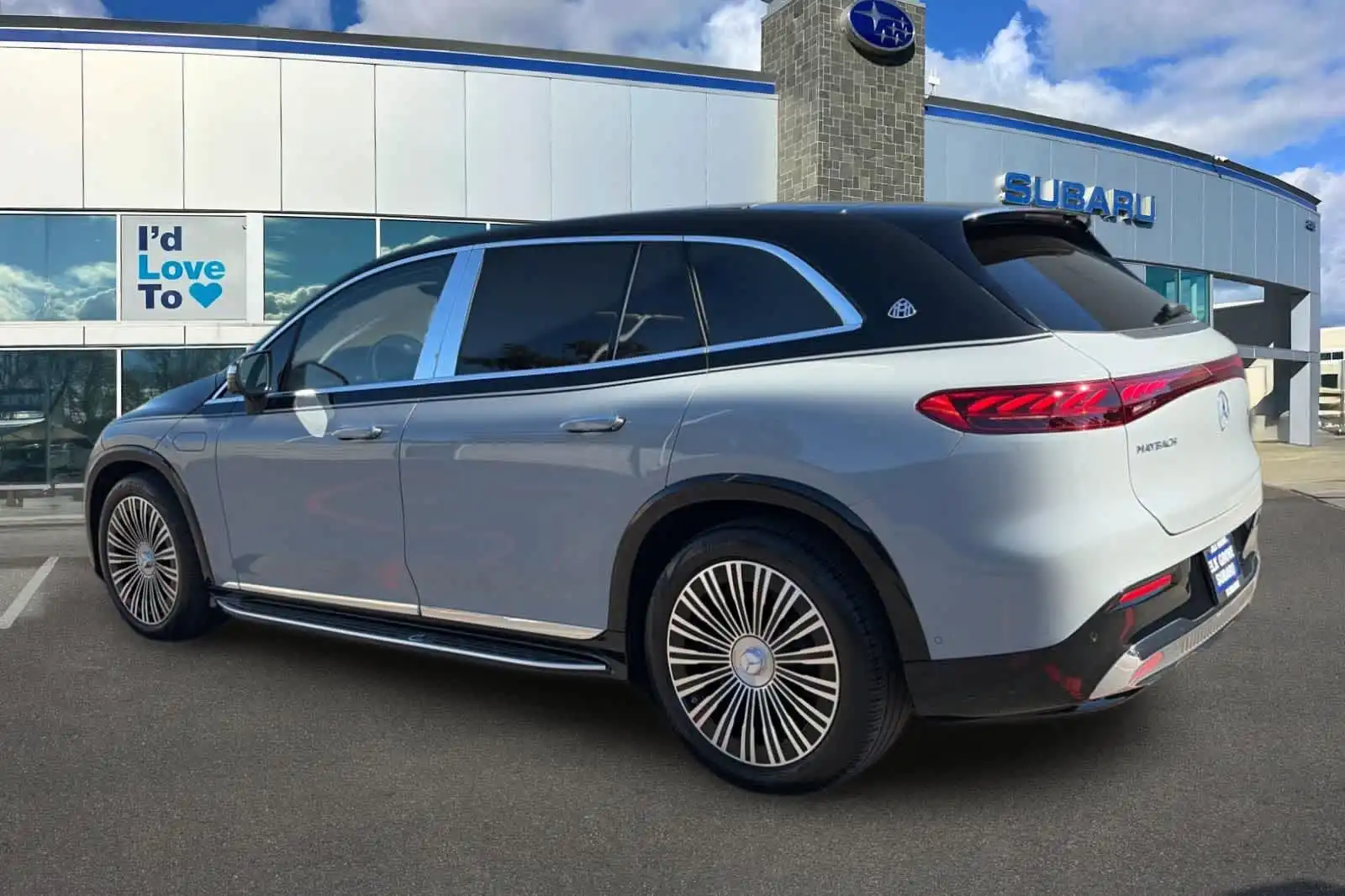 2024 Mercedes-Benz EQS SUV Maybach EQS 680 4MATIC's photo