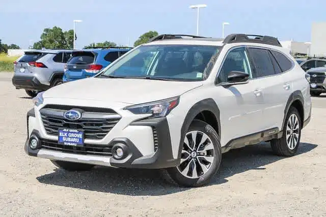 2025 Subaru Outback Limited's photo