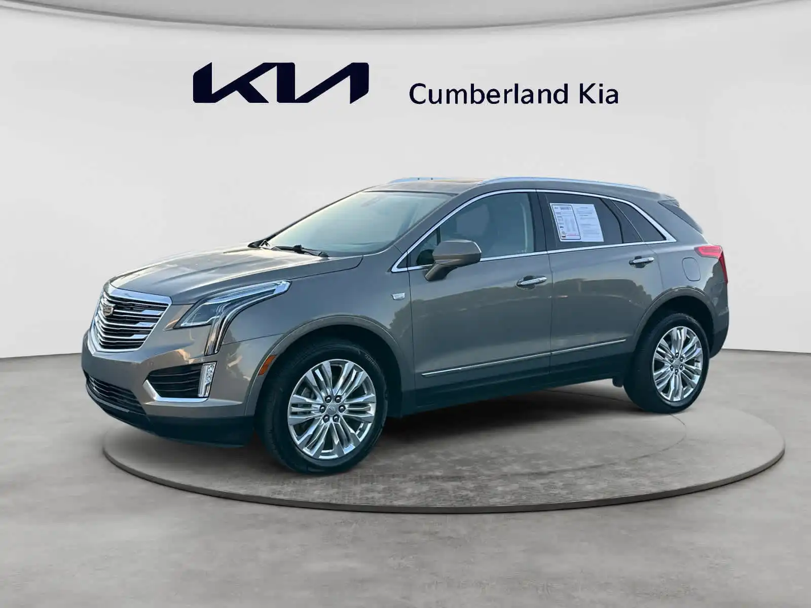 2019 Cadillac XT5 FWD Premium Luxury's photo
