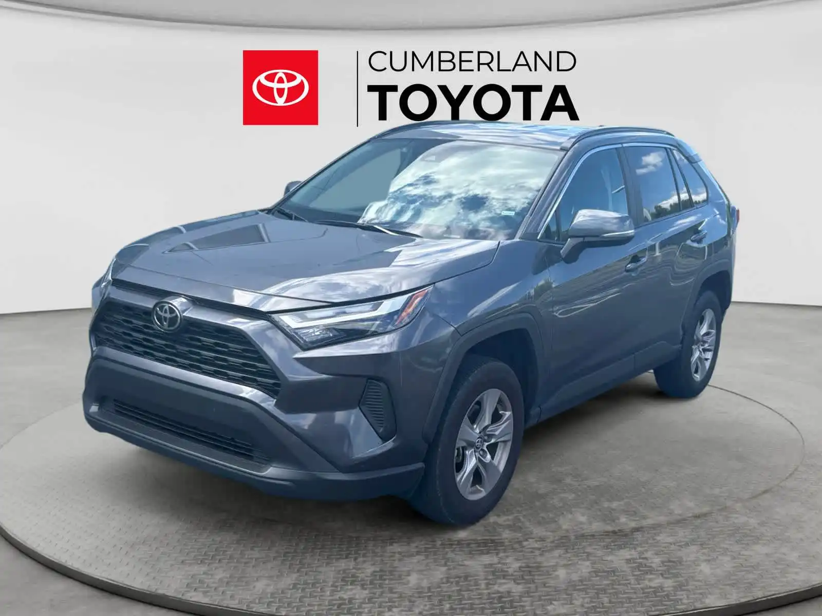 2025 Toyota RAV4 XLE AWD's photo