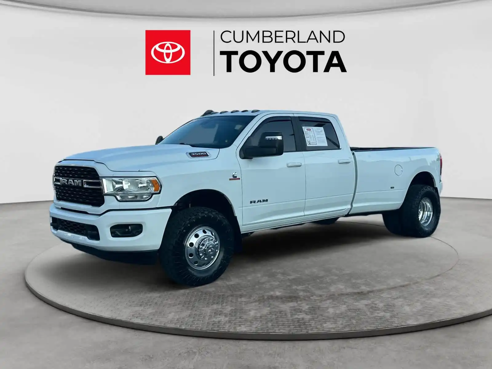 2024 RAM 3500 Big Horn 4WD Crew Cab LWB's photo