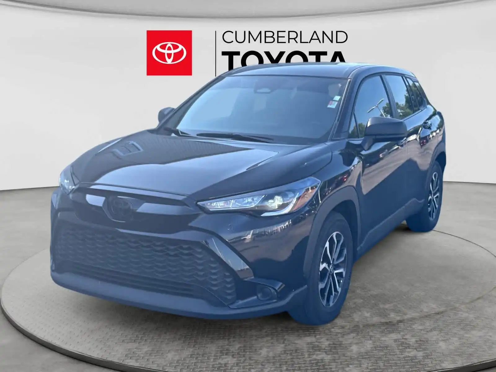 2025 Toyota Corolla Cross Hybrid S AWD's photo