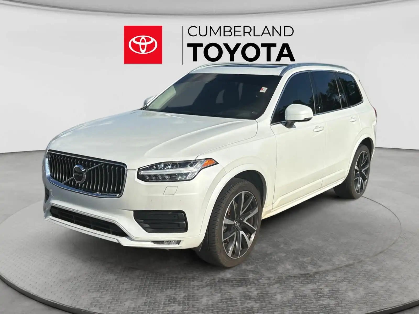 2020 Volvo XC90 T6 Momentum AWD's photo