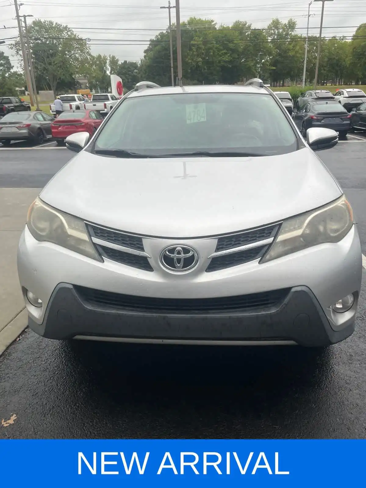2014 Toyota RAV4 XLE's photo