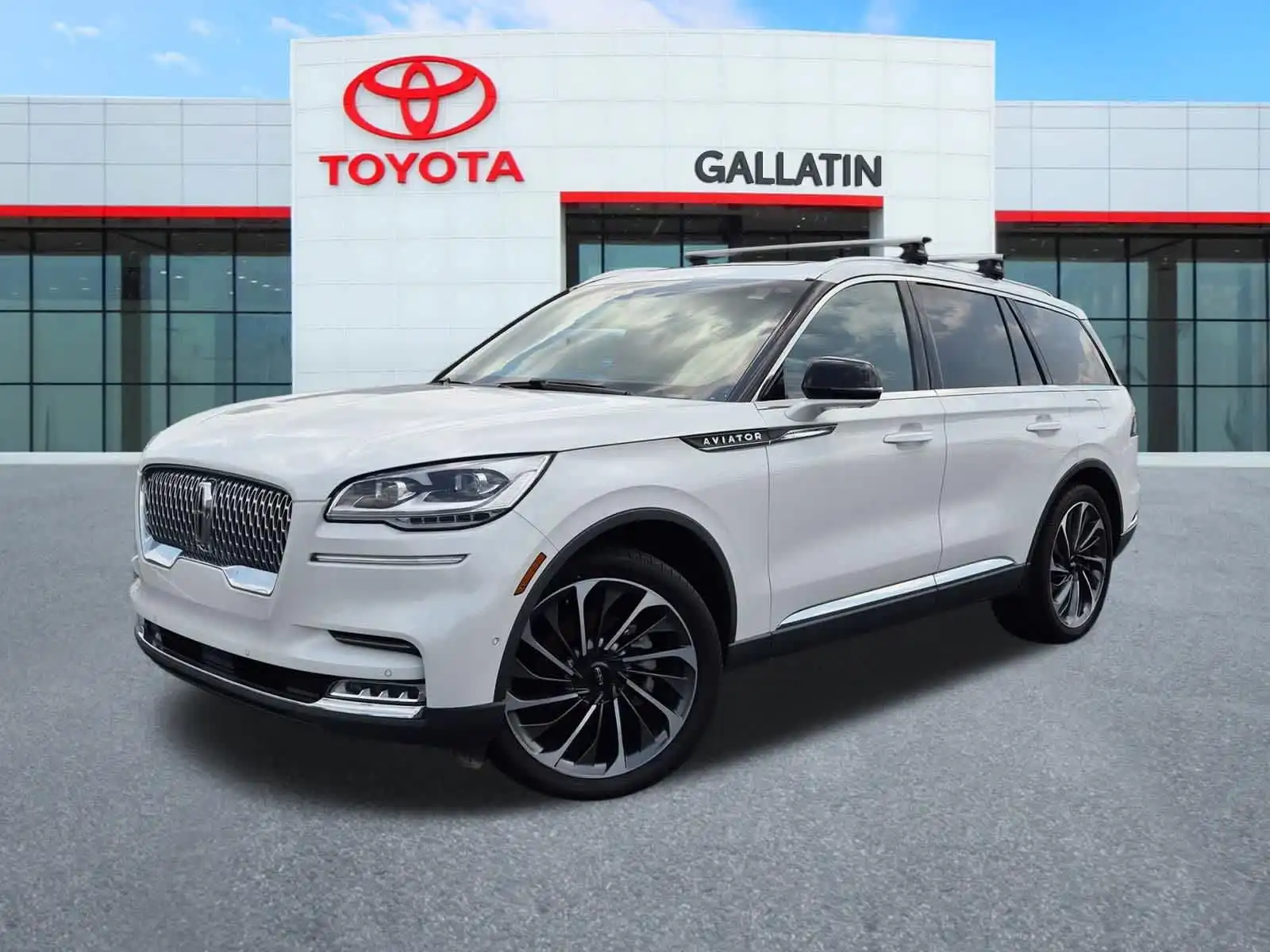 2020 Lincoln Aviator Reserve AWD's photo