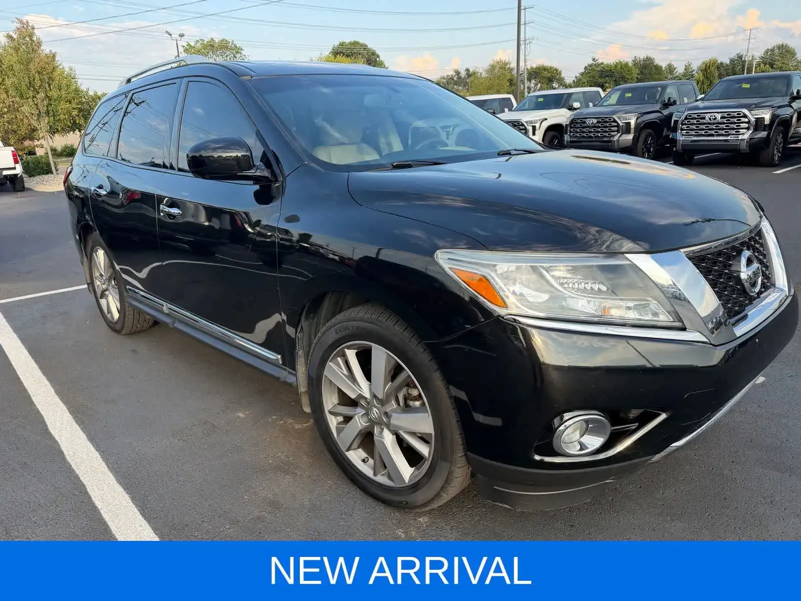 2016 Nissan Pathfinder Platinum 4WD's photo
