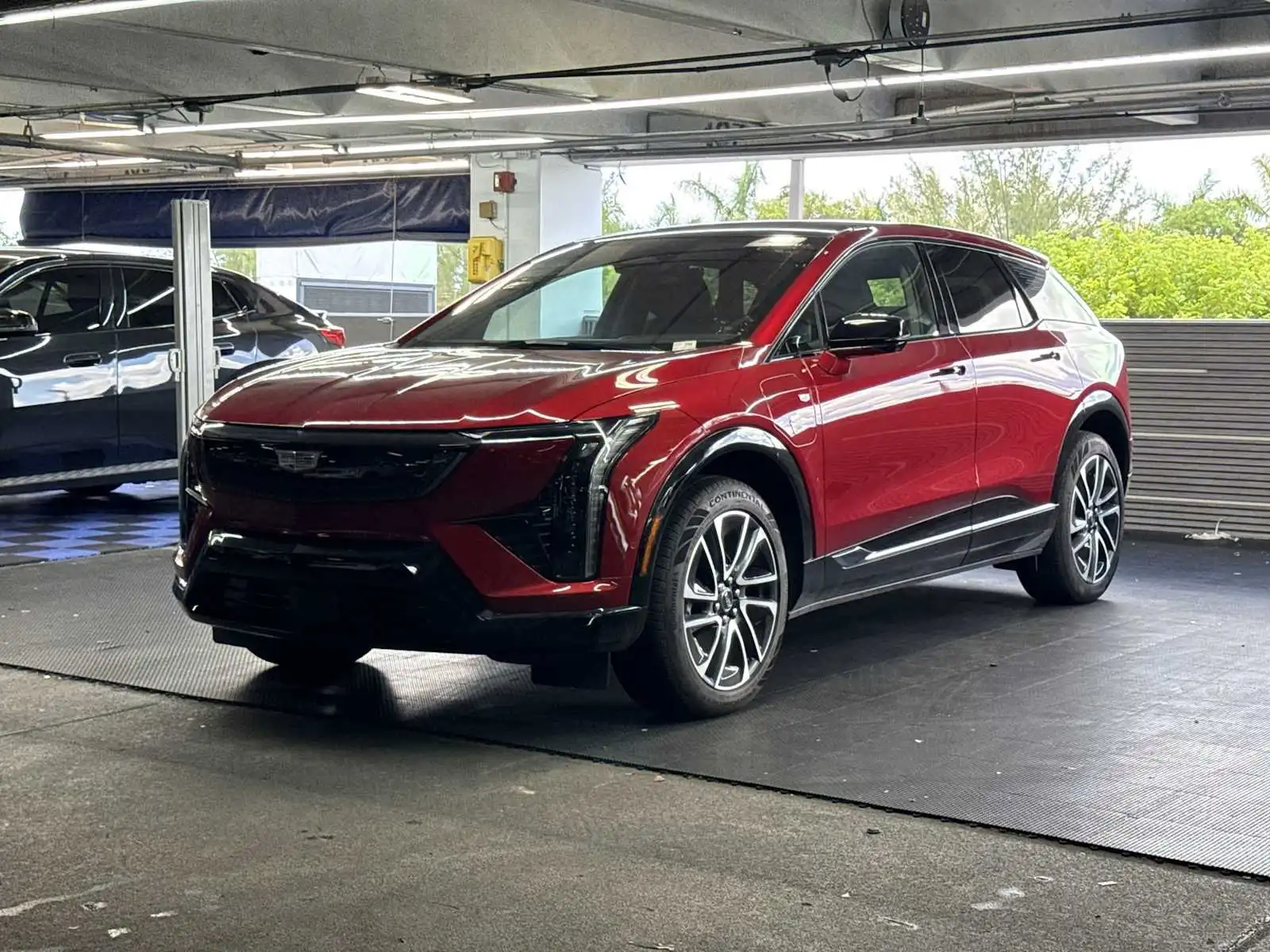 2025 Cadillac Optiq Sport 1 AWD's photo