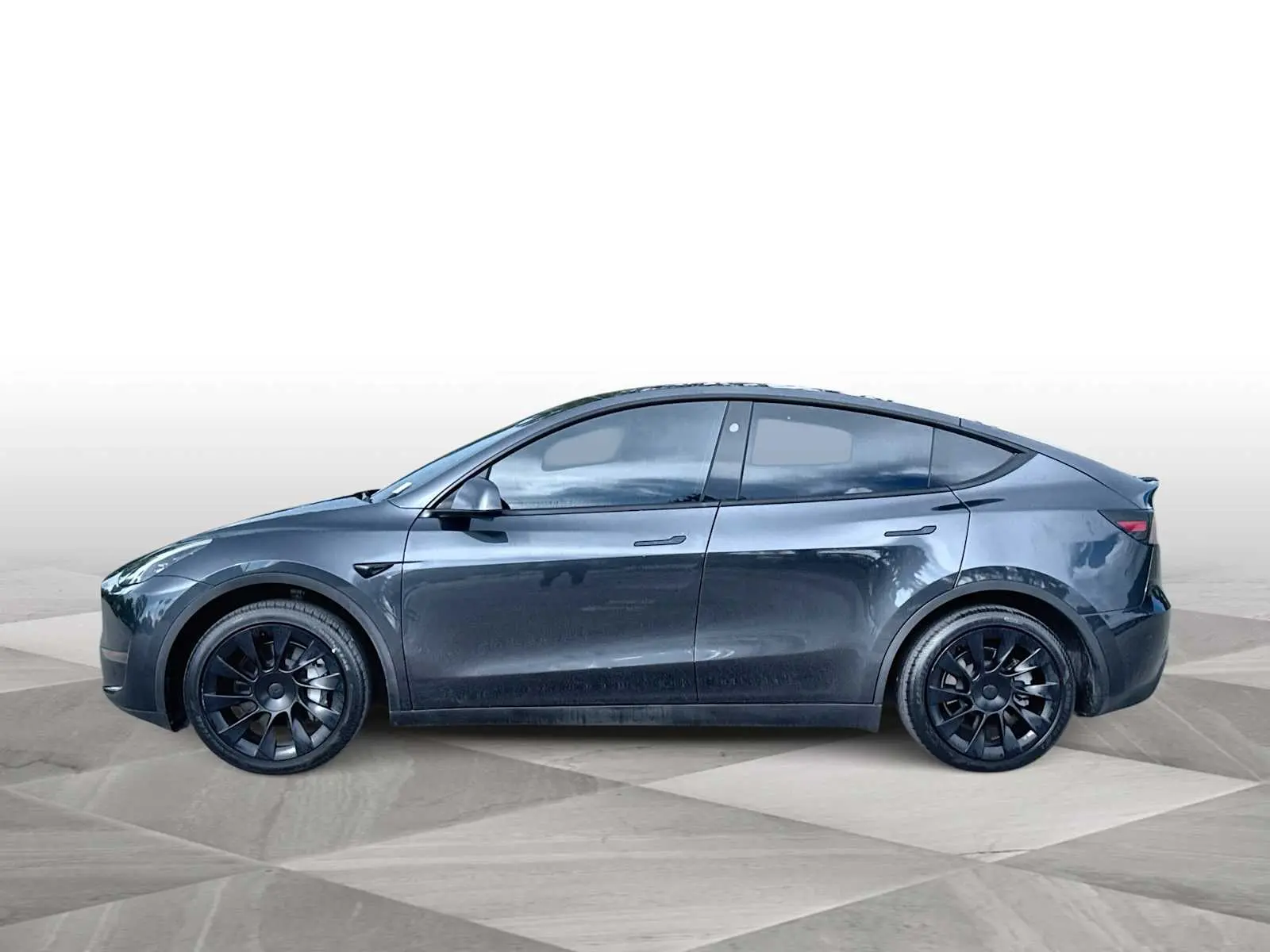 2024 Tesla Model Y Long Range RWD photo 5