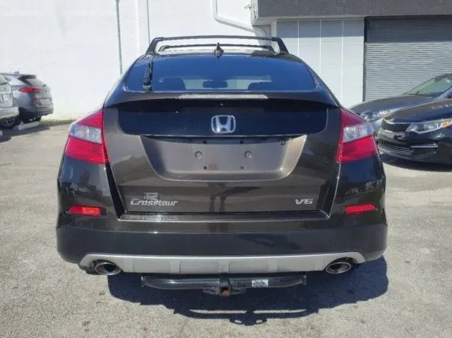 2013 Honda Crosstour V6 EX-L 2WD Navigation photo 5