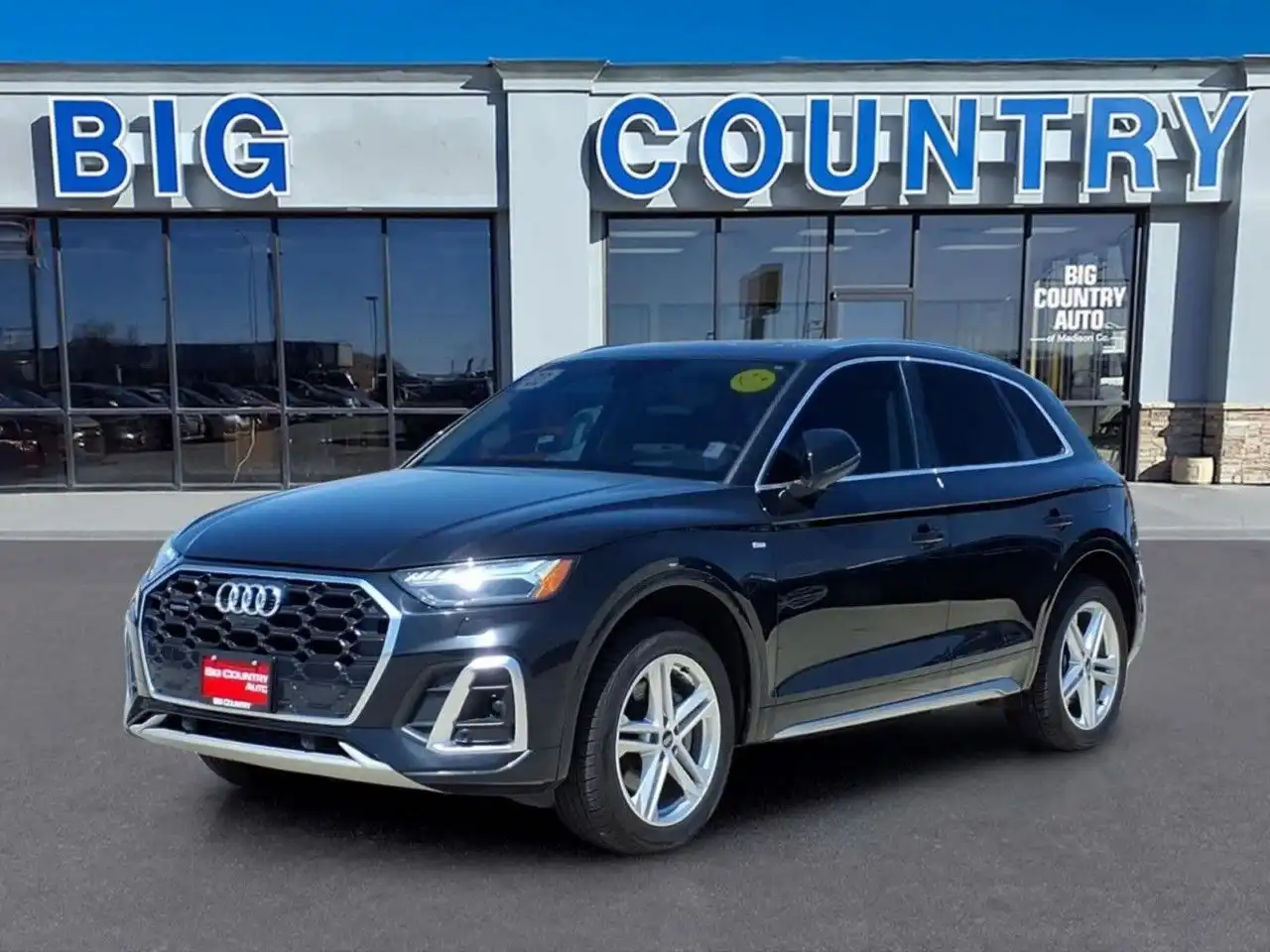 2023 Audi Q5 55 e Prestige's photo