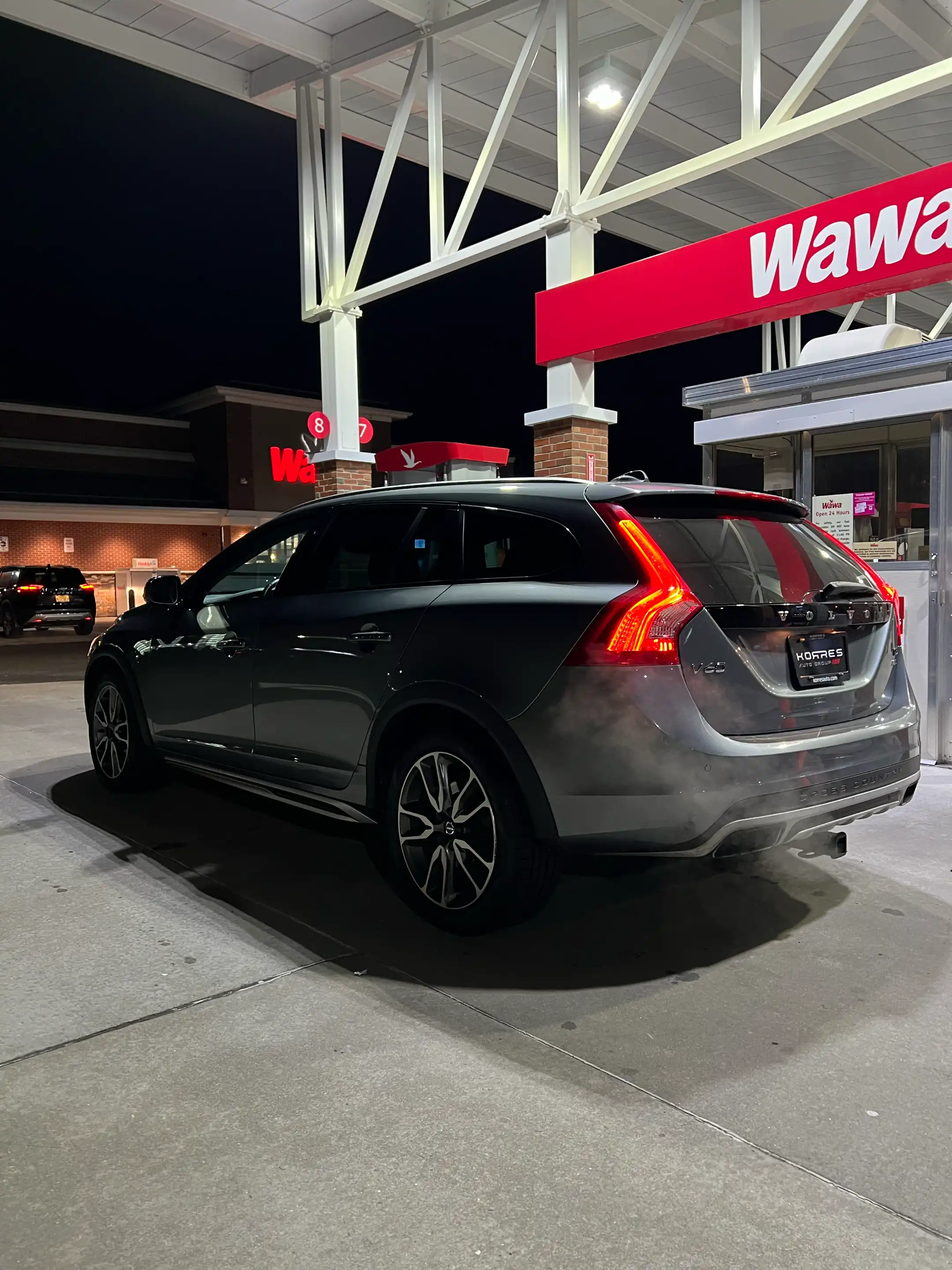 2016 Volvo V60 T5 Cross Country AWD's photo