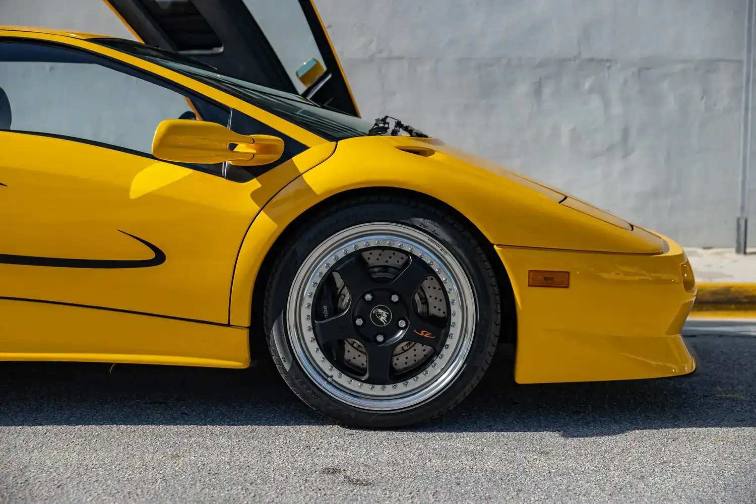1998 Lamborghini Diablo's photo