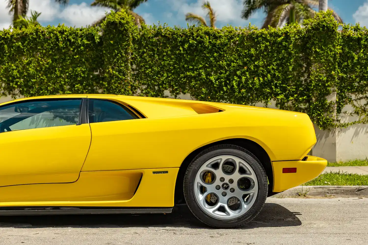2001 Lamborghini Diablo's photo