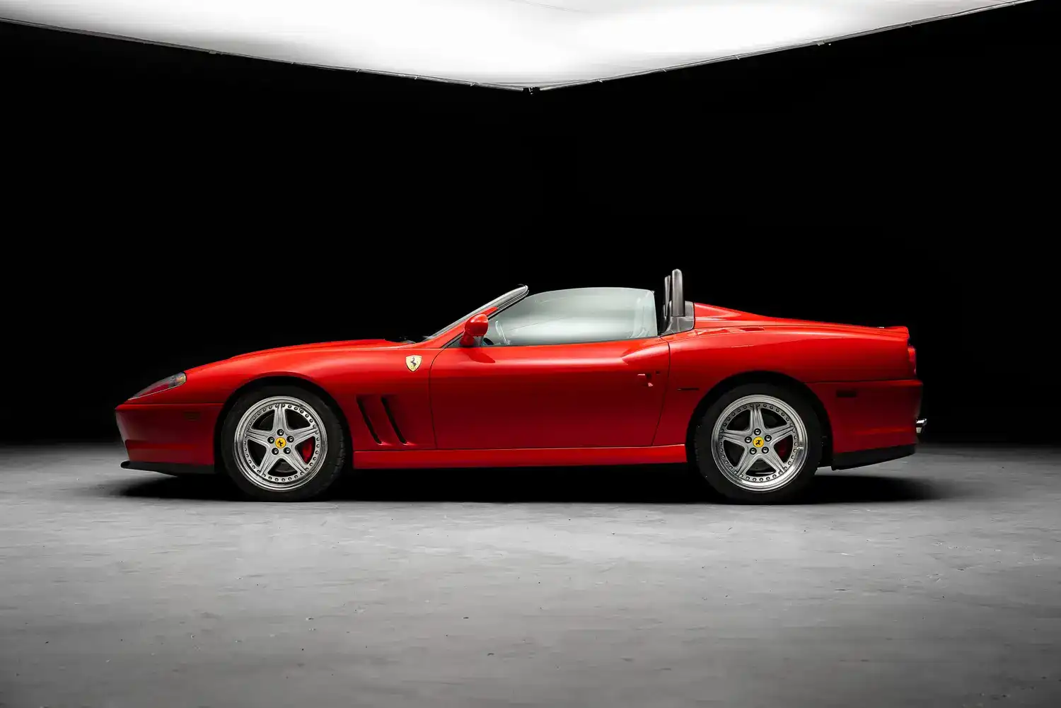2001 Ferrari 550 Maranello Base's photo