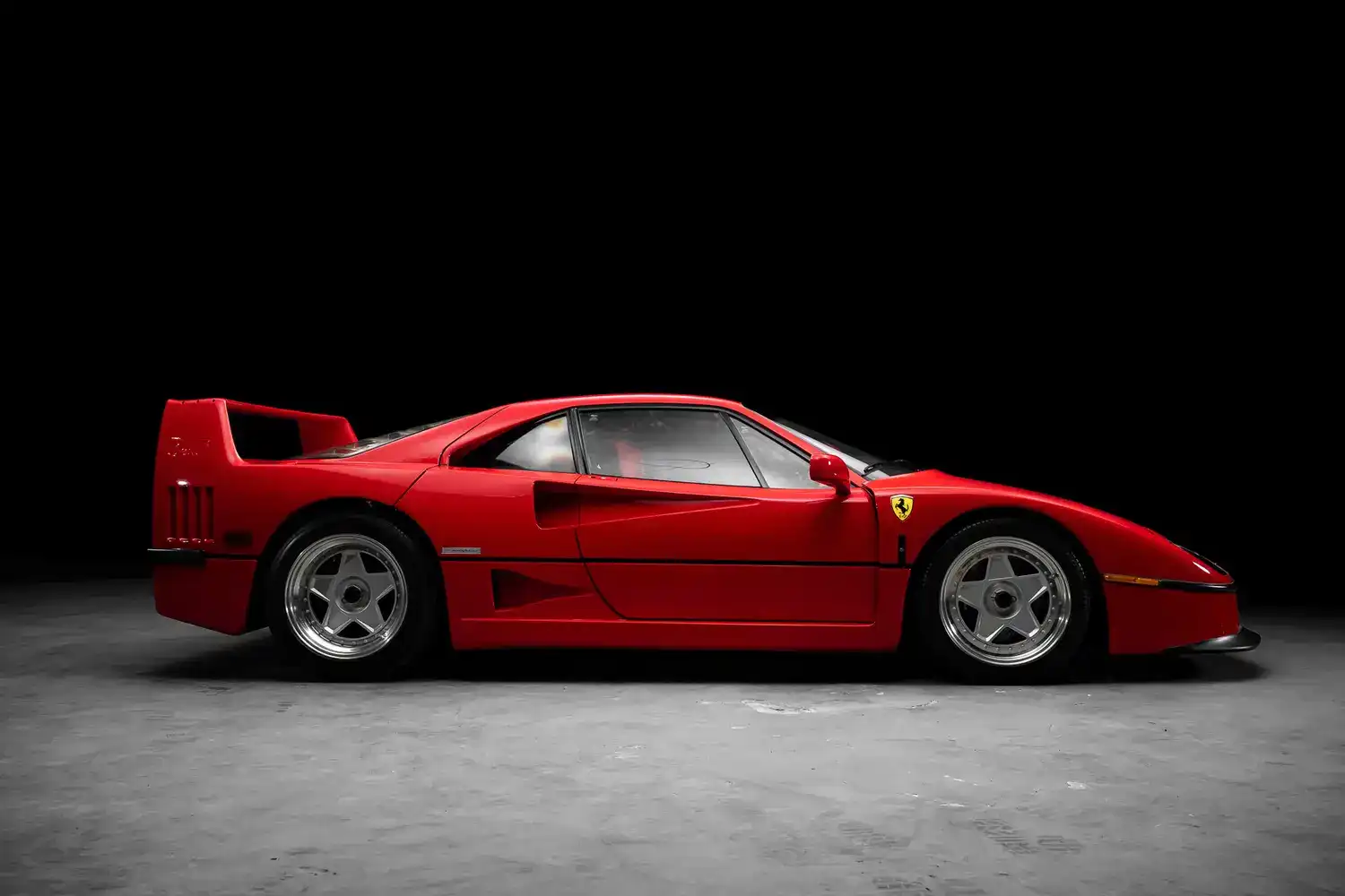 1992 Ferrari F40's photo