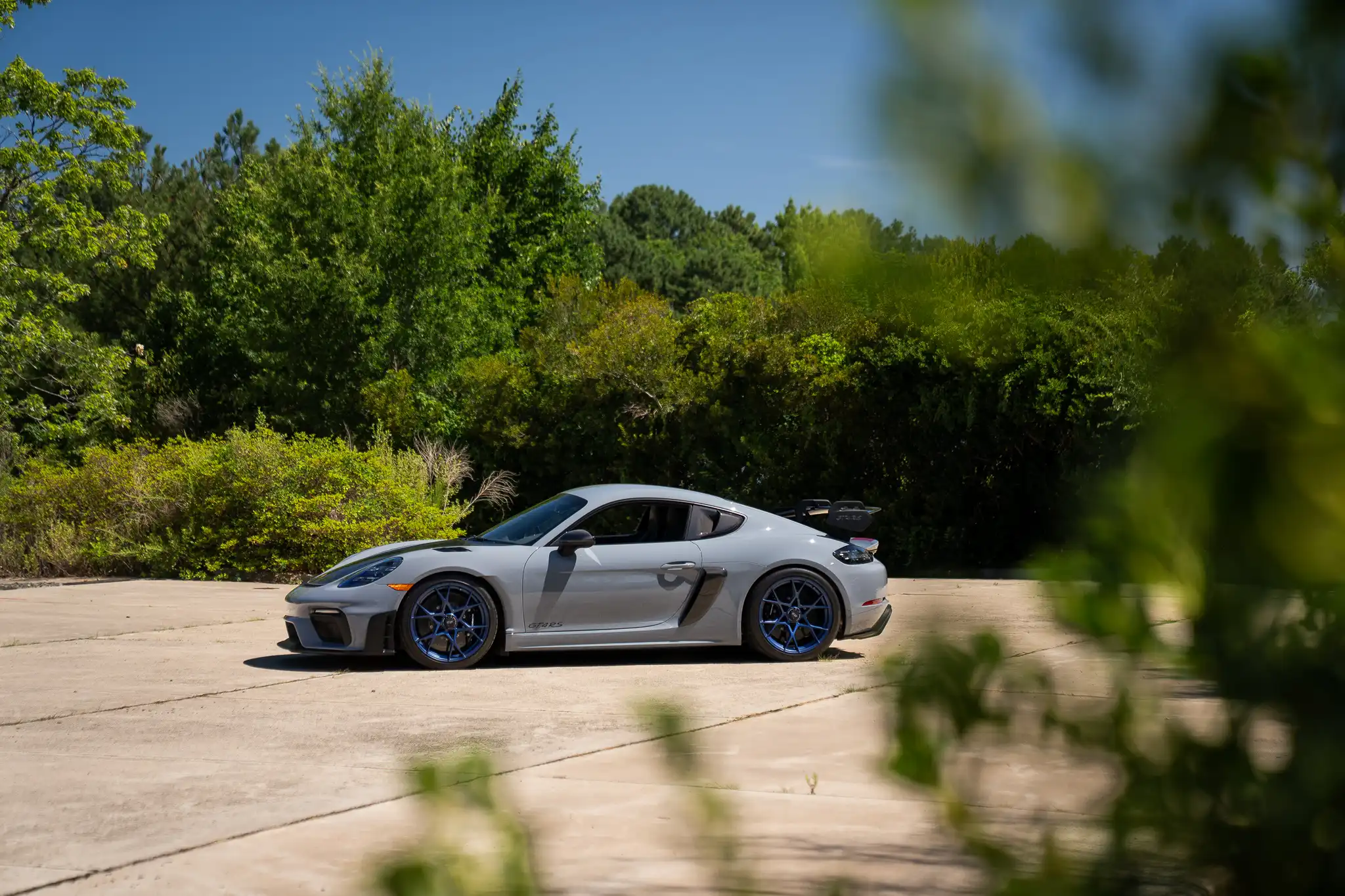 2025 Porsche 718 Cayman GT4 RS's photo
