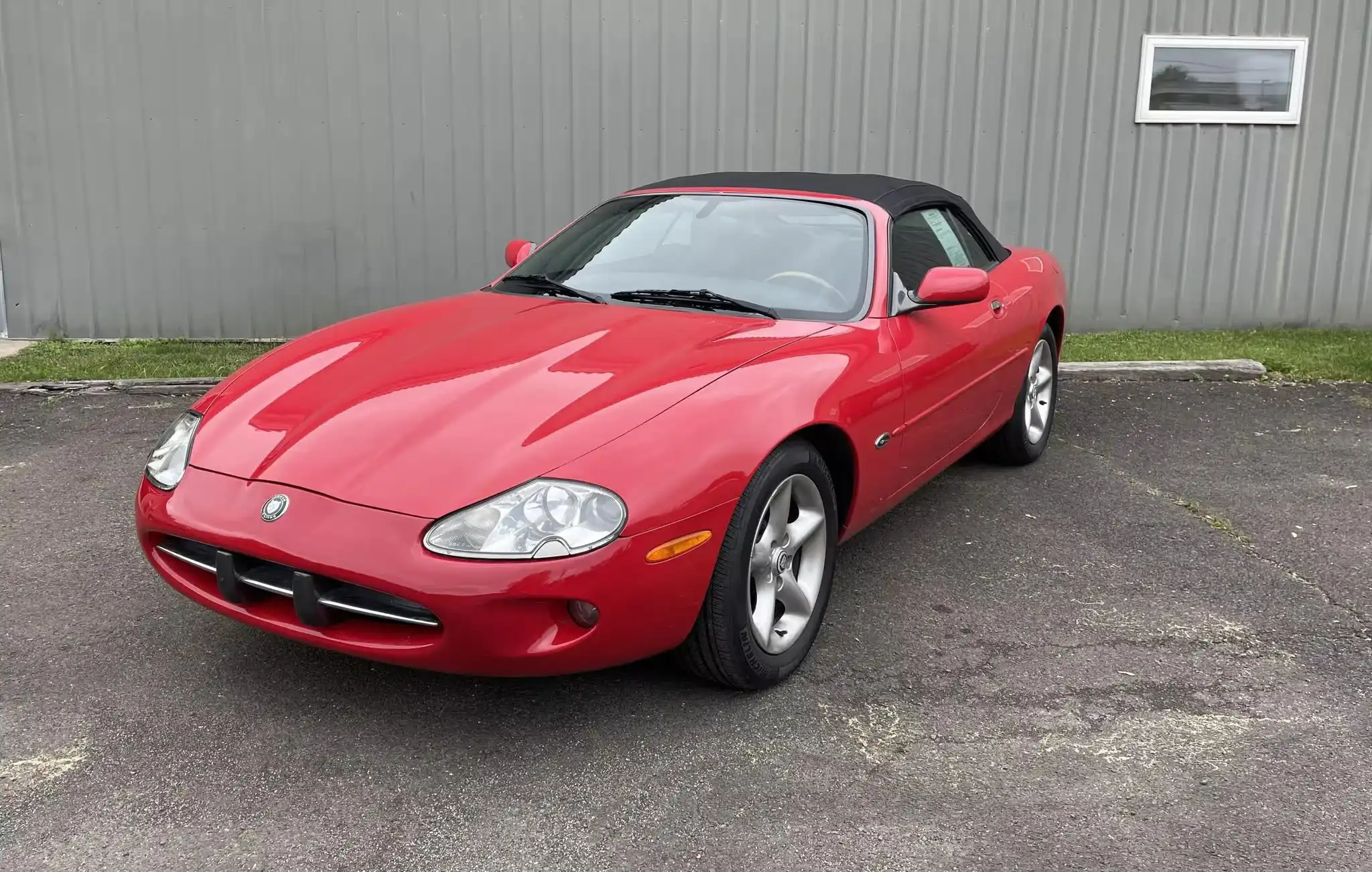 2000 Jaguar XK XK8's photo