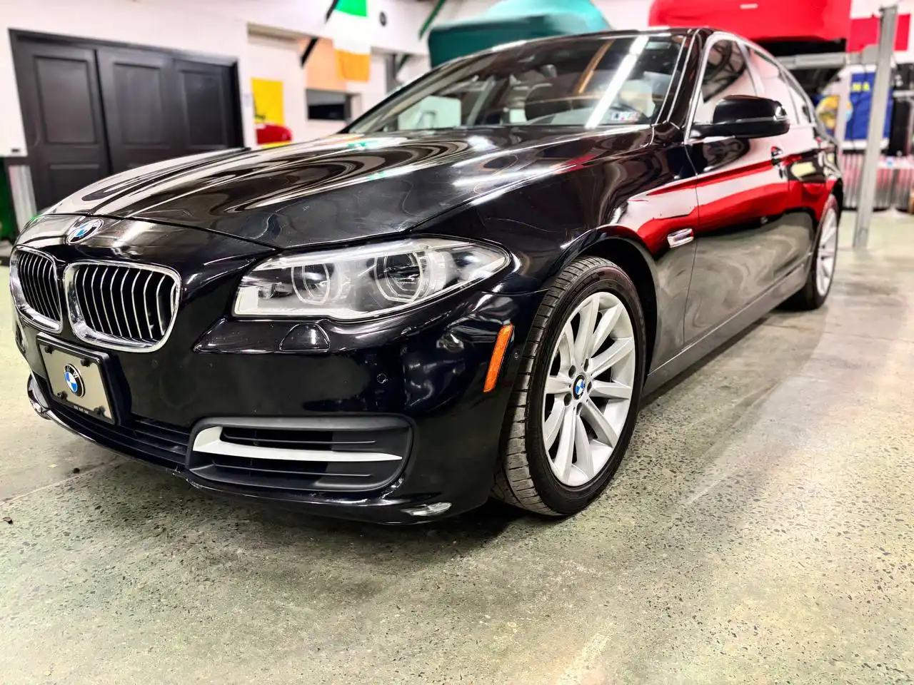 2014 BMW 5 Series 535d xDrive Sedan's photo