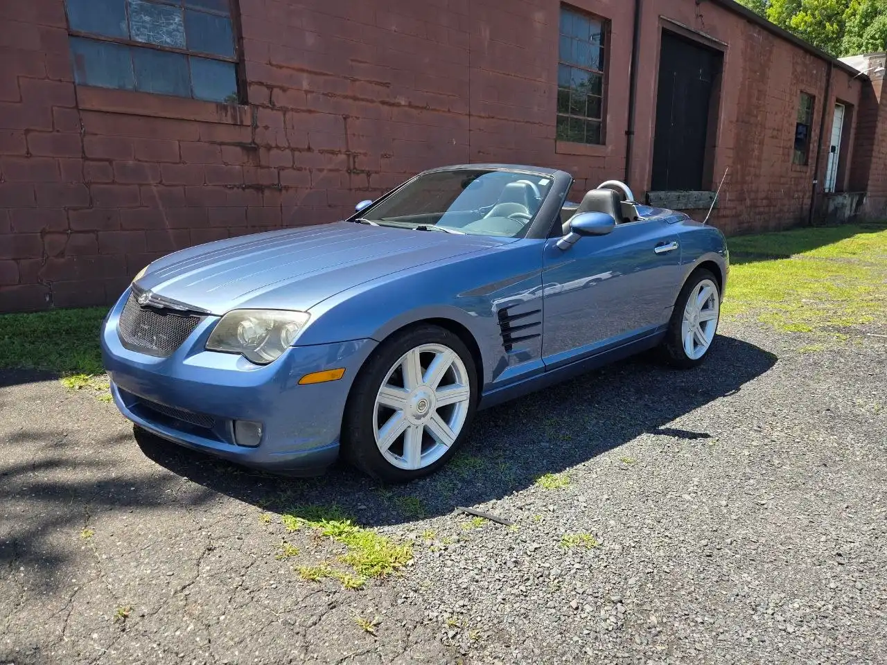 2005 Chrysler Crossfire Limited's photo