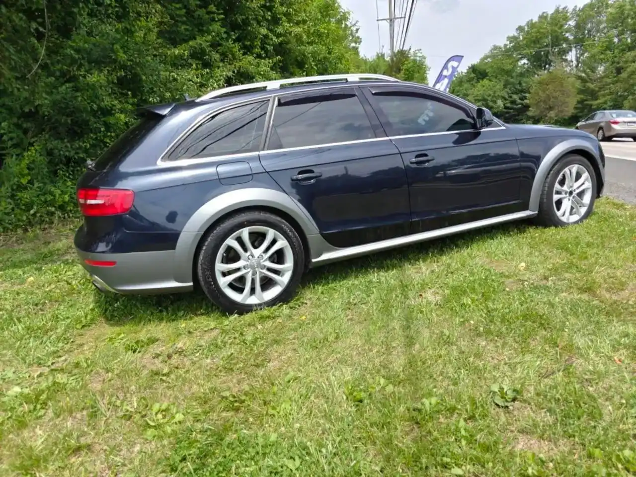 2013 Audi Allroad 2.0 TFSI quattro 8-speed tiptronic's photo