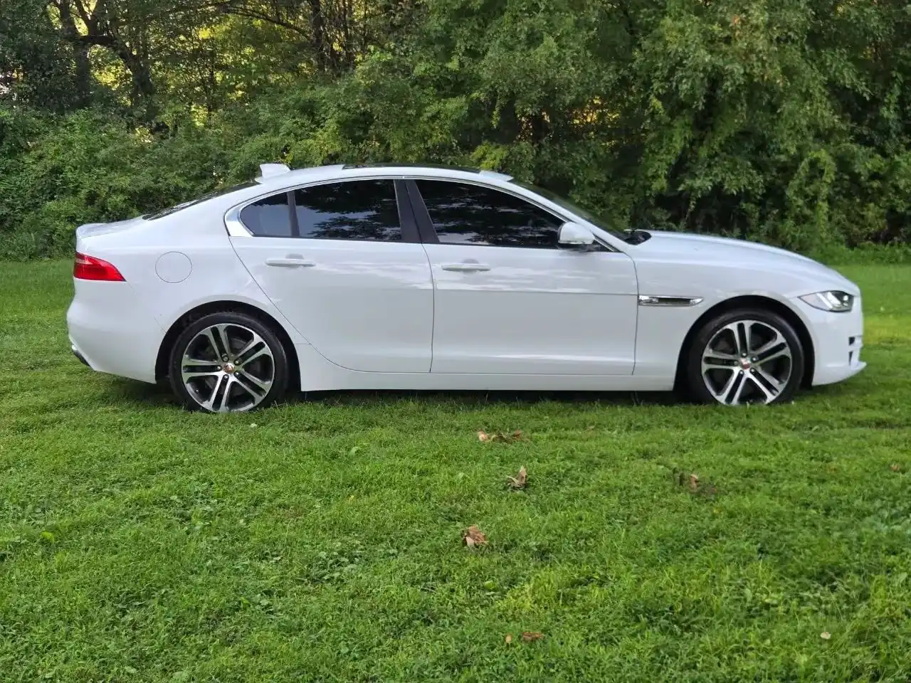 2017 Jaguar XE 35t Premium AWD's photo