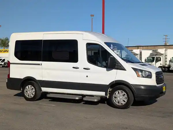 2017 Ford Transit 150 XLT Wagon Med Roof Sliding Pass. 130's photo