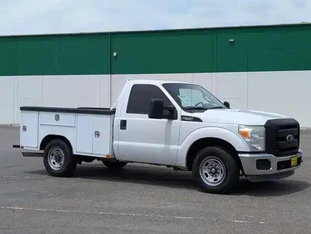 2011 Ford F-250 XL Regular Cab's photo