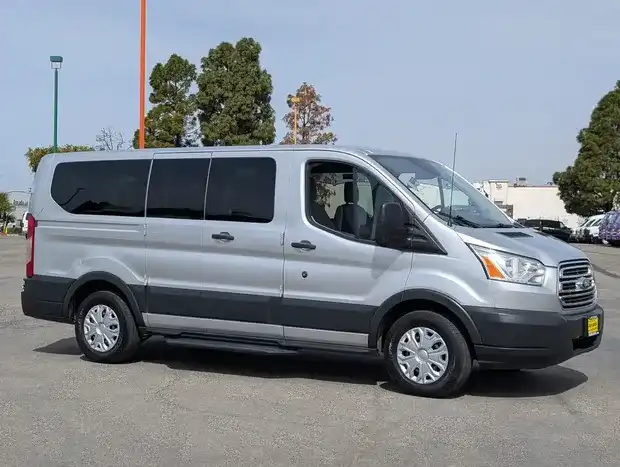 2017 Ford Transit 150 XLT Wagon Low Roof 60/40 Pass. 130's photo