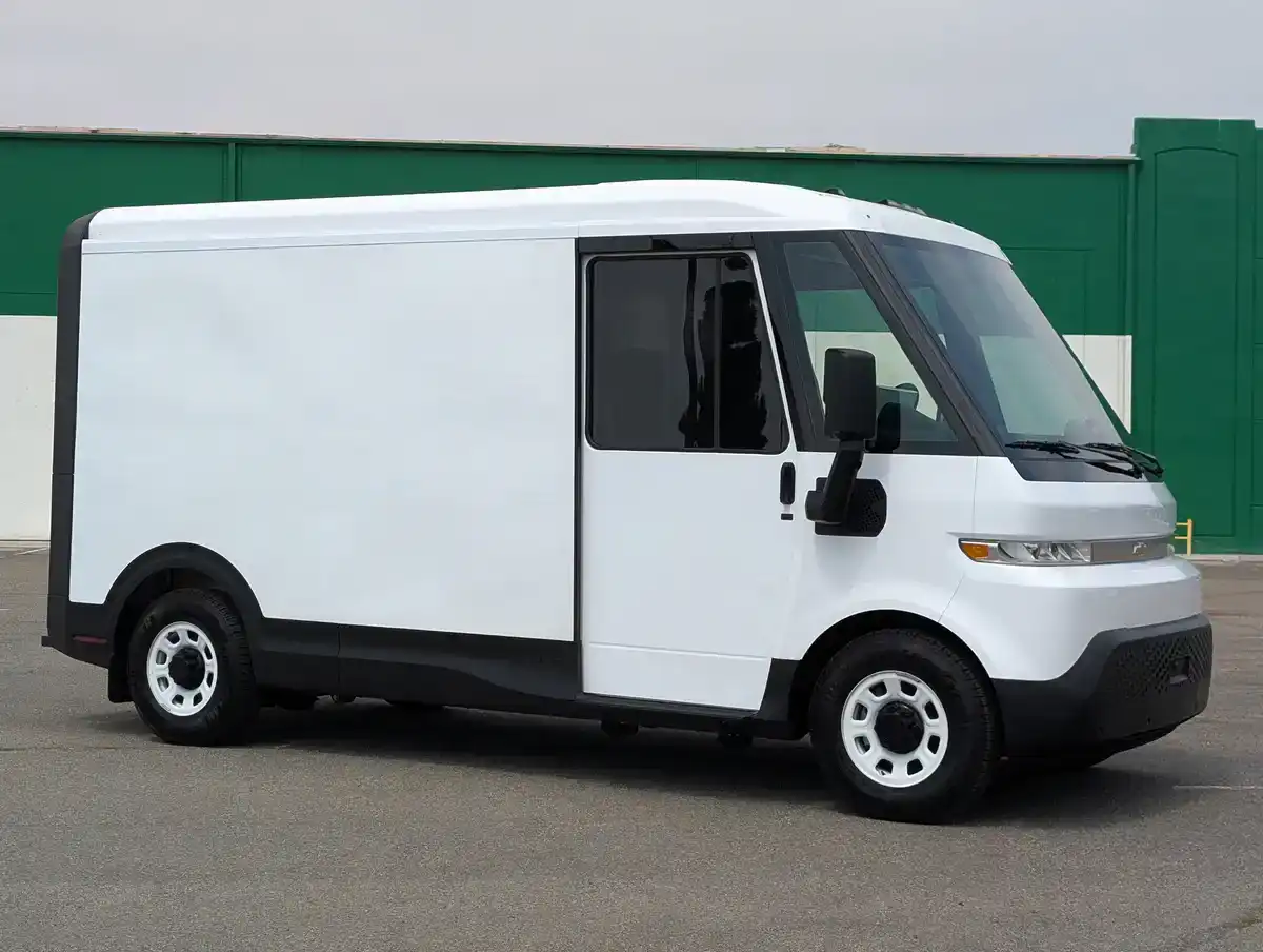 2025 Chevrolet BrightDrop FWD 400's photo