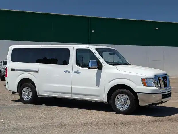 2020 Nissan NV 3500 SV V6's photo