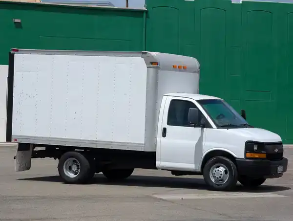 2010 Chevrolet Express's photo