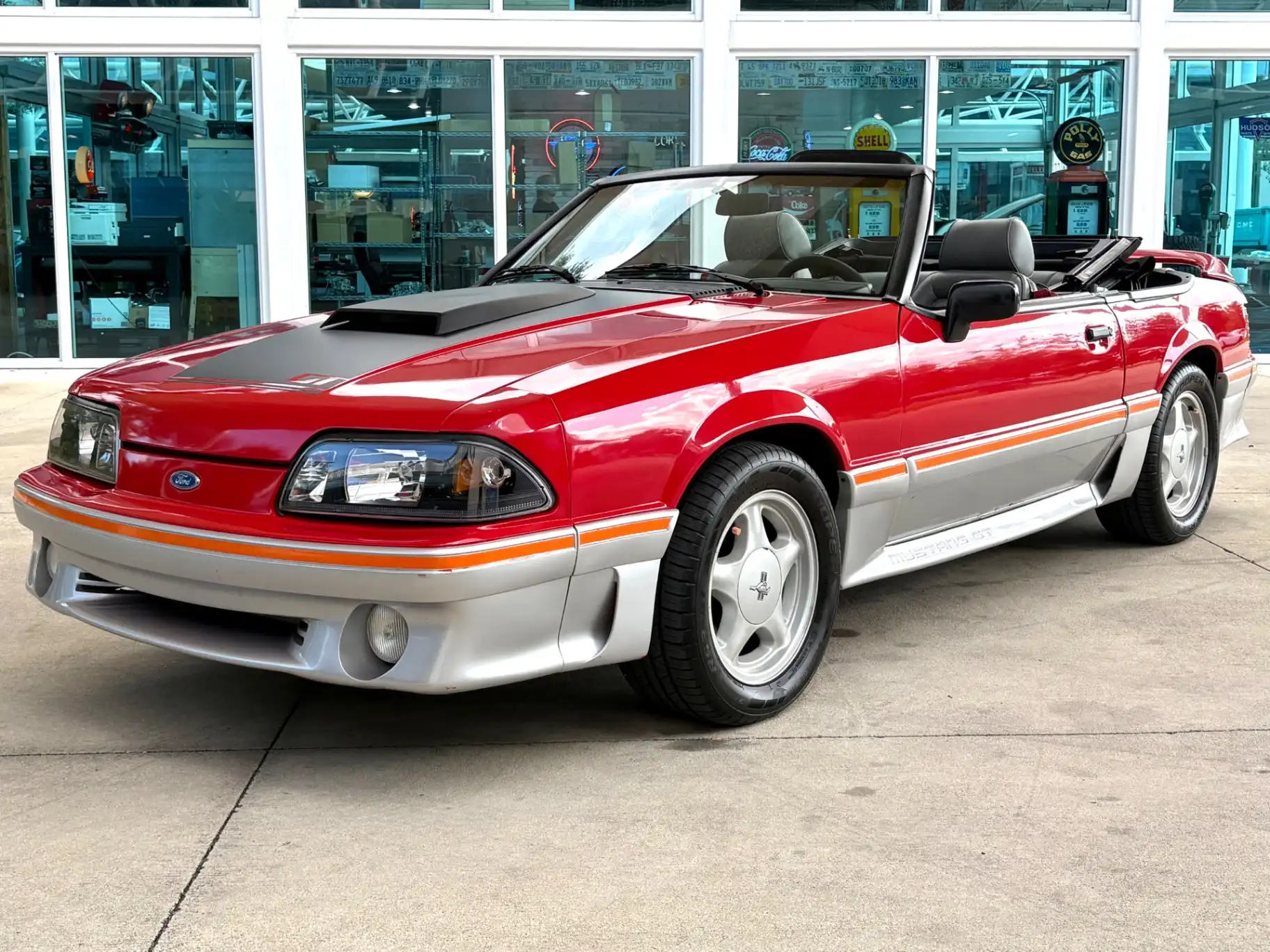 1989 Ford Mustang GT's photo