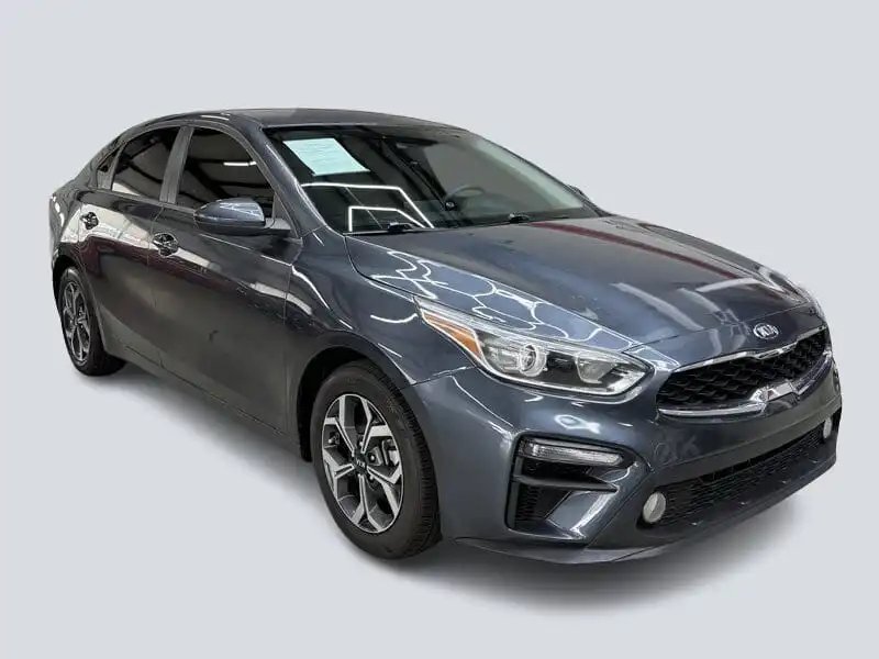 2020 Kia Forte LXS Auto's photo