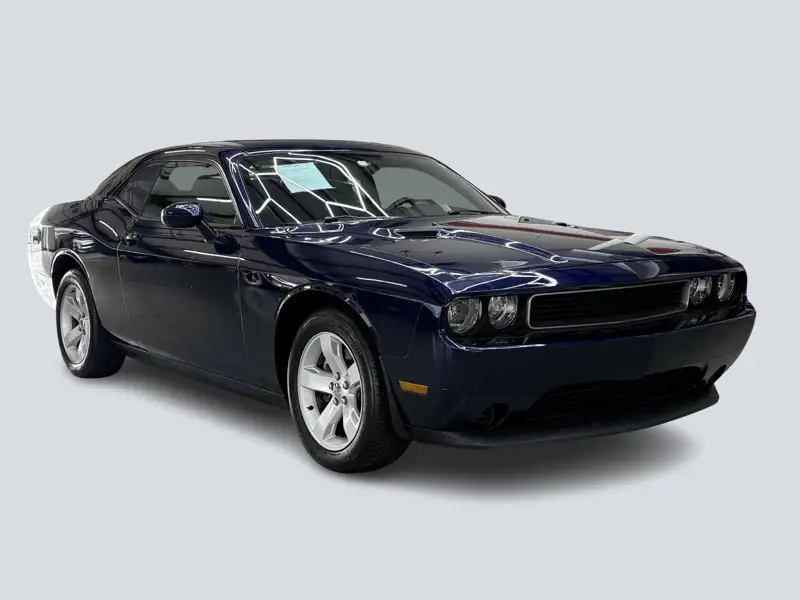 2014 Dodge Challenger SXT photo 1