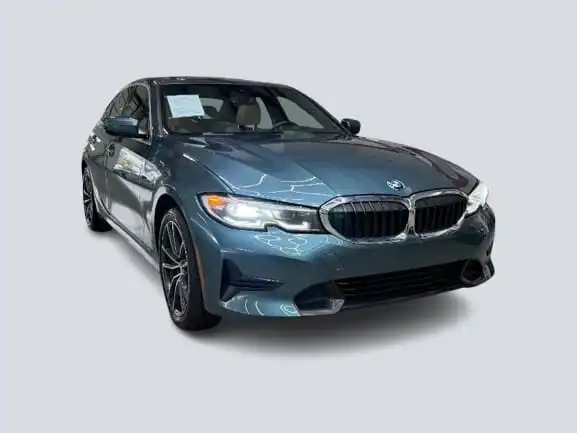 2021 BMW 3 Series 330i xDrive Sedan's photo